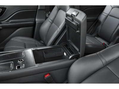 2025 Lincoln Aviator Base