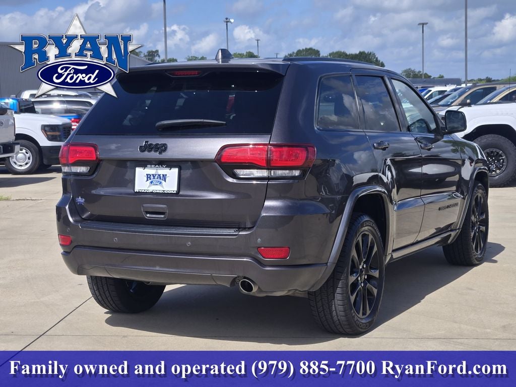 2020 Jeep Grand Cherokee Laredo