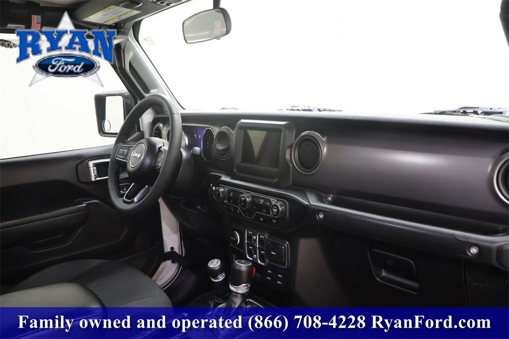 2023 Jeep Gladiator Willys