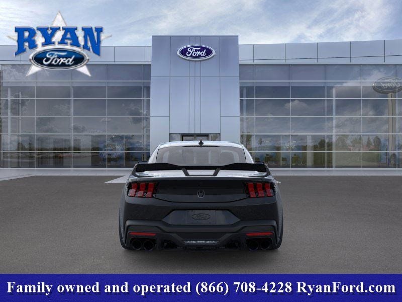 2025 Ford Mustang Dark Horse