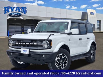 2026 Ford Bronco Outer Banks