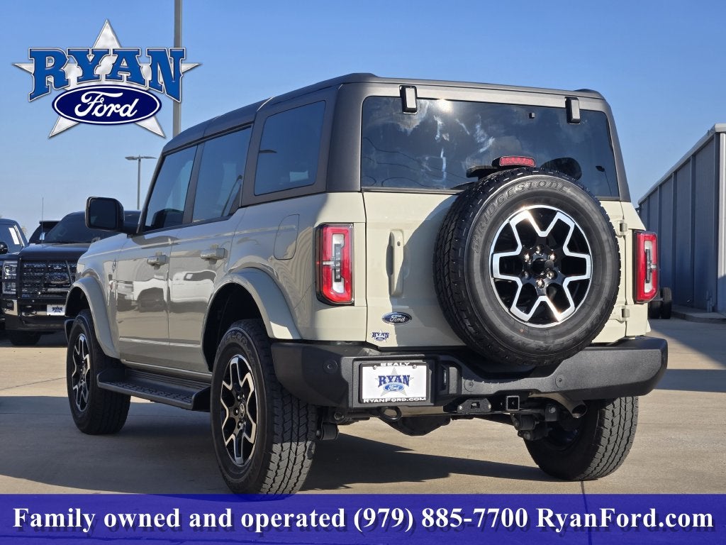 2025 Ford Bronco Outer Banks