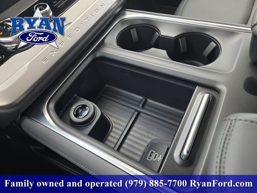 2027 Ford Expedition Max Base