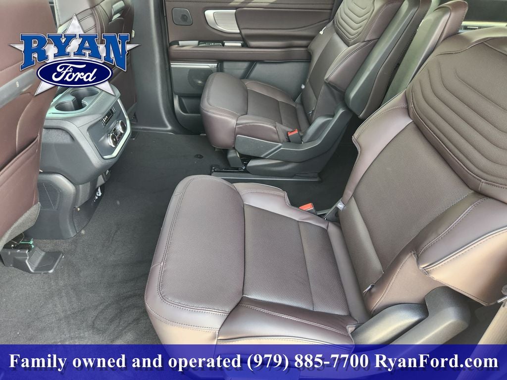 2027 Ford Expedition Max MAX Platinum