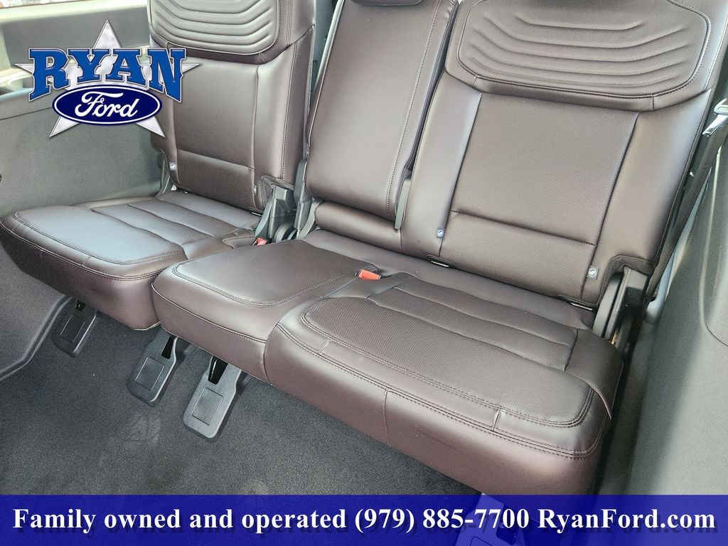 2027 Ford Expedition Max MAX Platinum