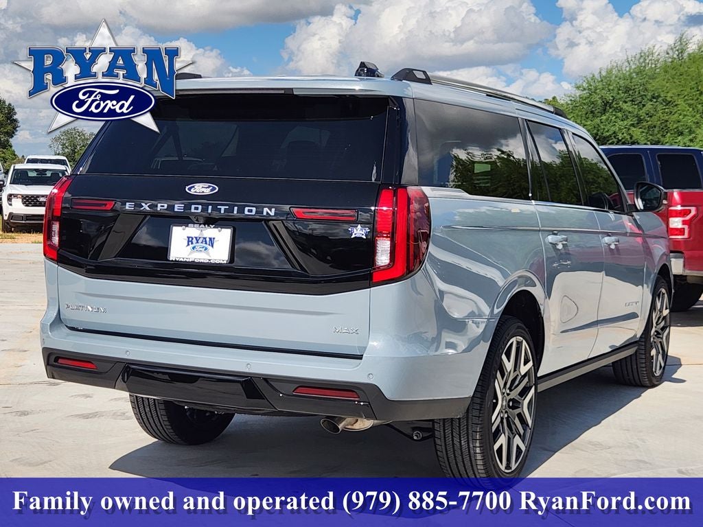 2027 Ford Expedition Max MAX Platinum