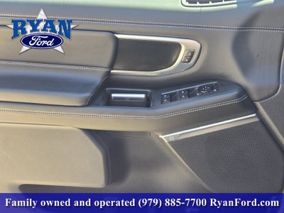 2027 Ford Expedition Max MAX Platinum