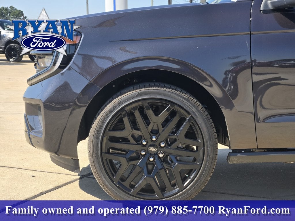 2027 Ford Expedition Max MAX Platinum