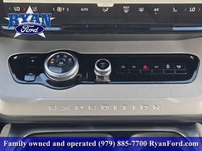 2027 Ford Expedition Active