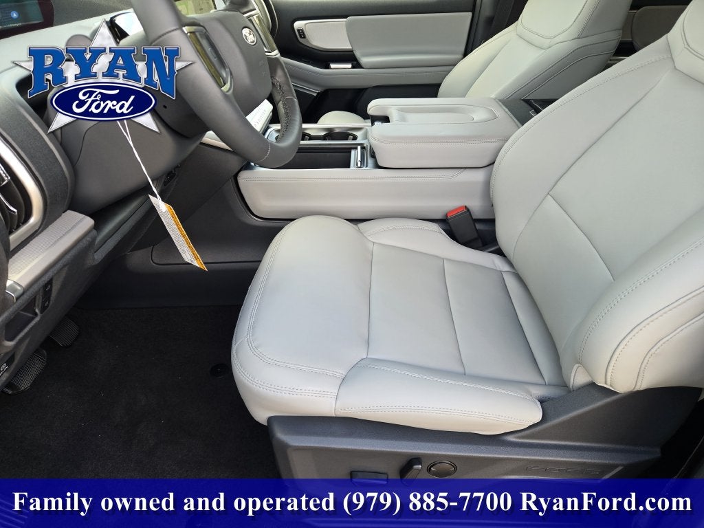 2027 Ford Expedition Active