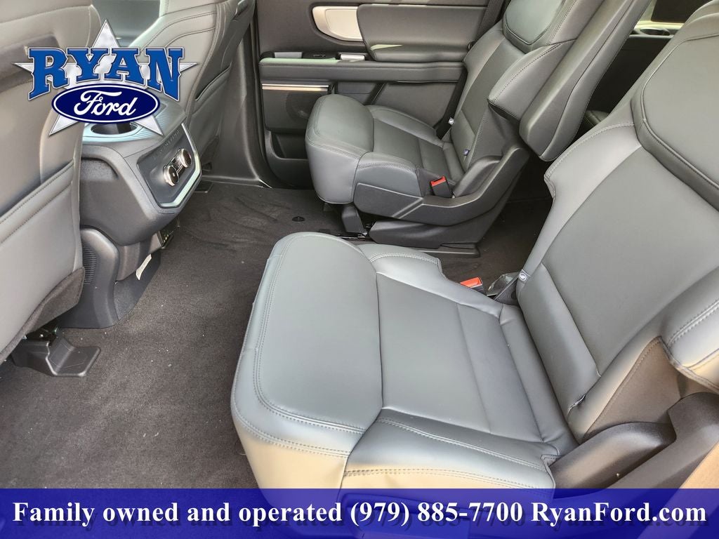 2027 Ford Expedition Active