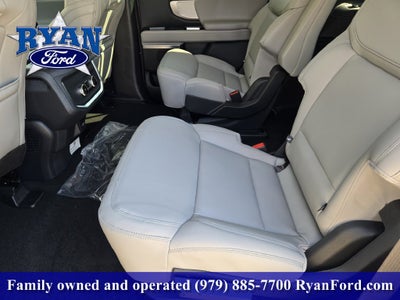 2027 Ford Expedition Active
