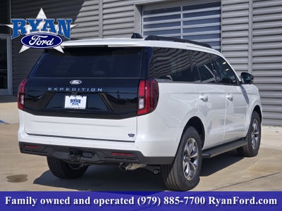2027 Ford Expedition Active