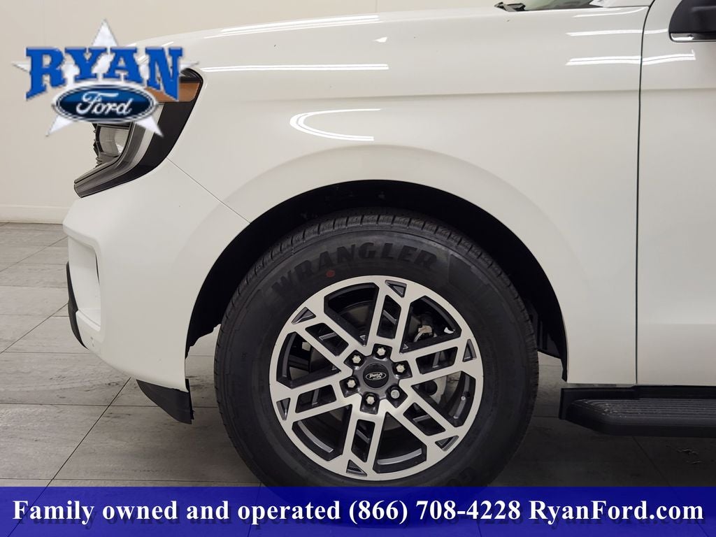 2026 Ford Expedition Active