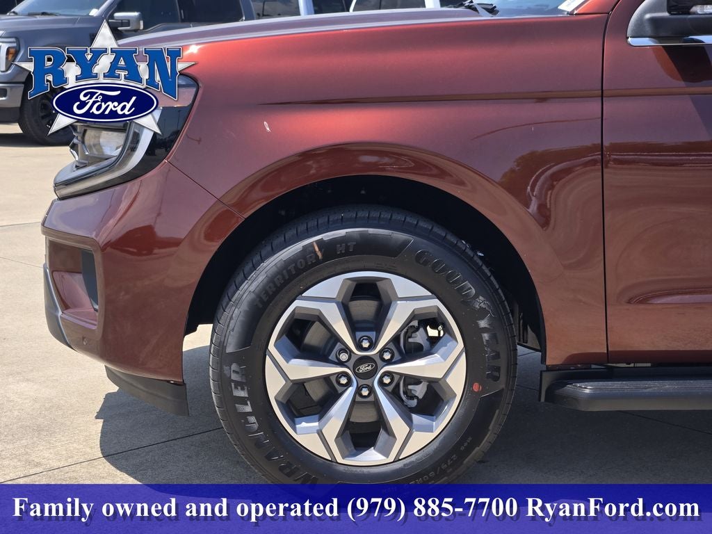 2027 Ford Expedition Active