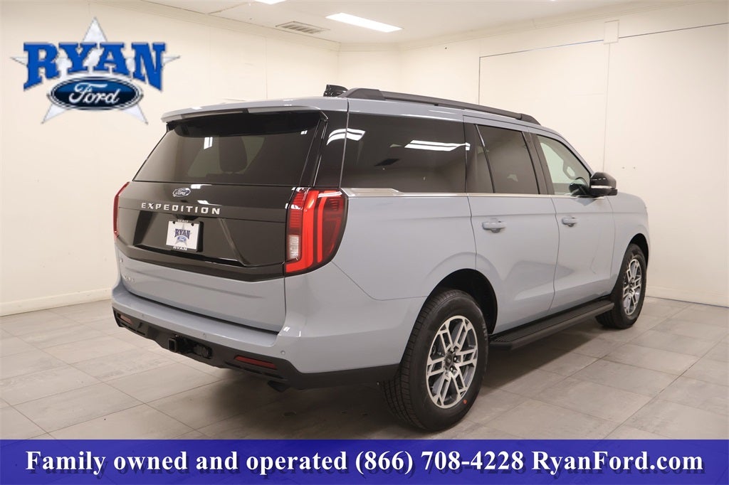 2025 Ford Expedition Active