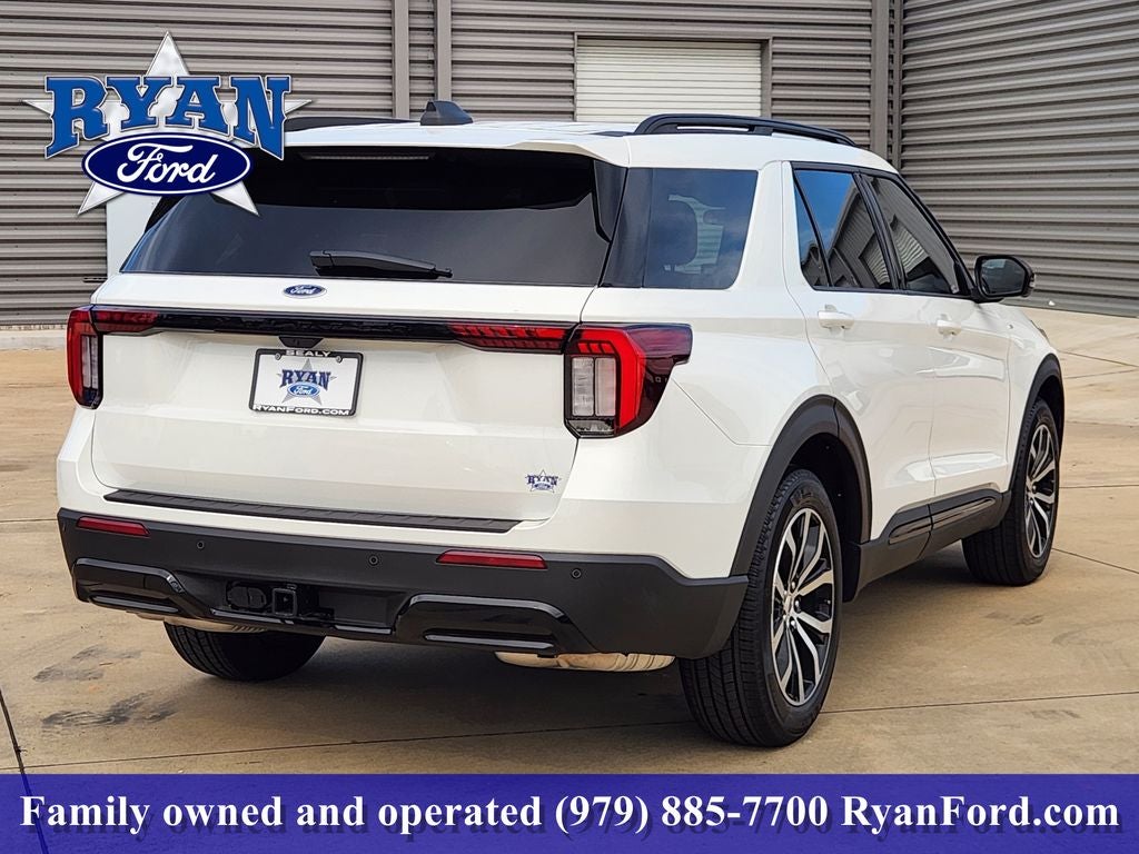2026 Ford Explorer Base