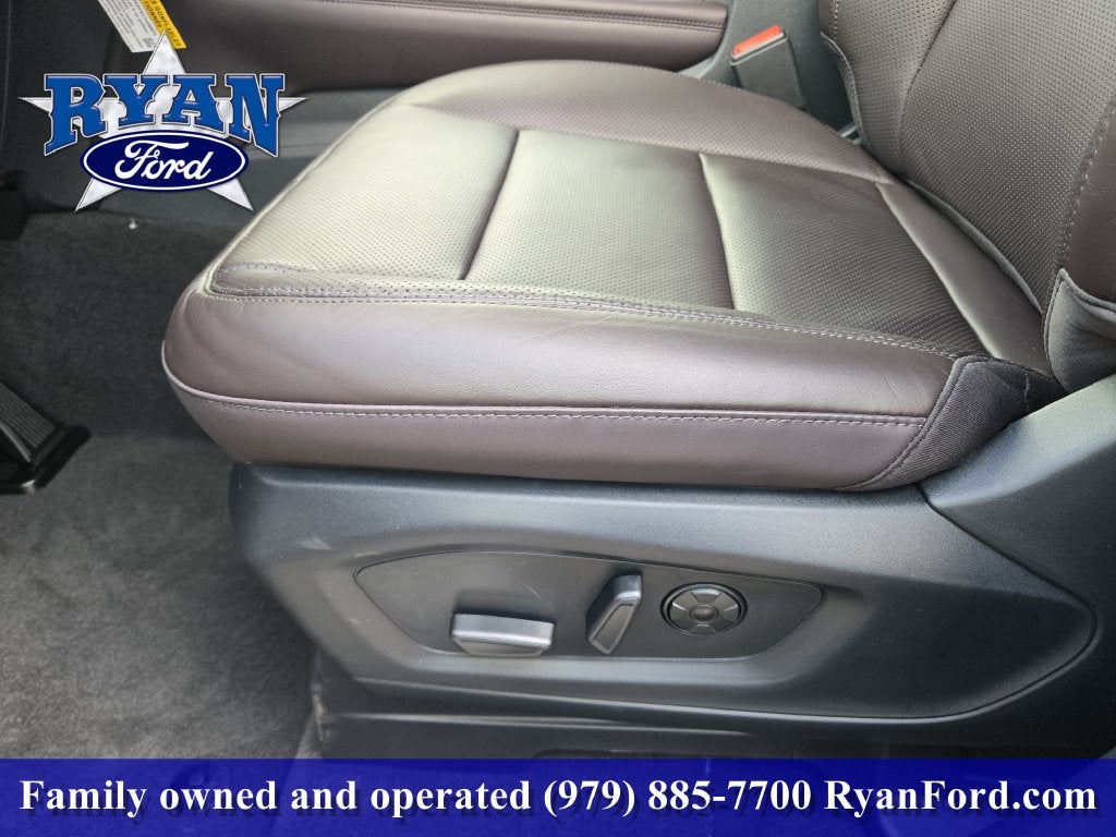 2027 Ford Explorer Platinum™