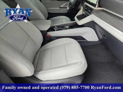 2027 Ford Explorer Platinum™