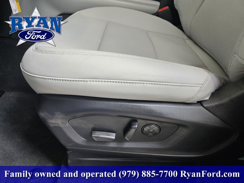 2027 Ford Explorer Platinum™