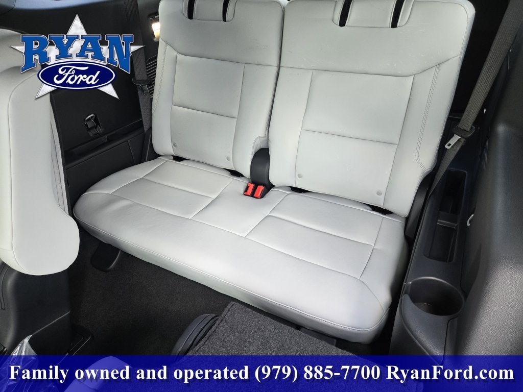2027 Ford Explorer Platinum™