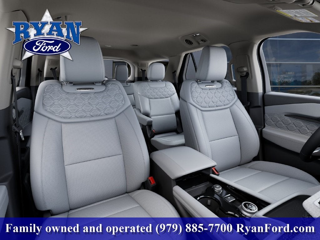 2027 Ford Explorer Platinum™