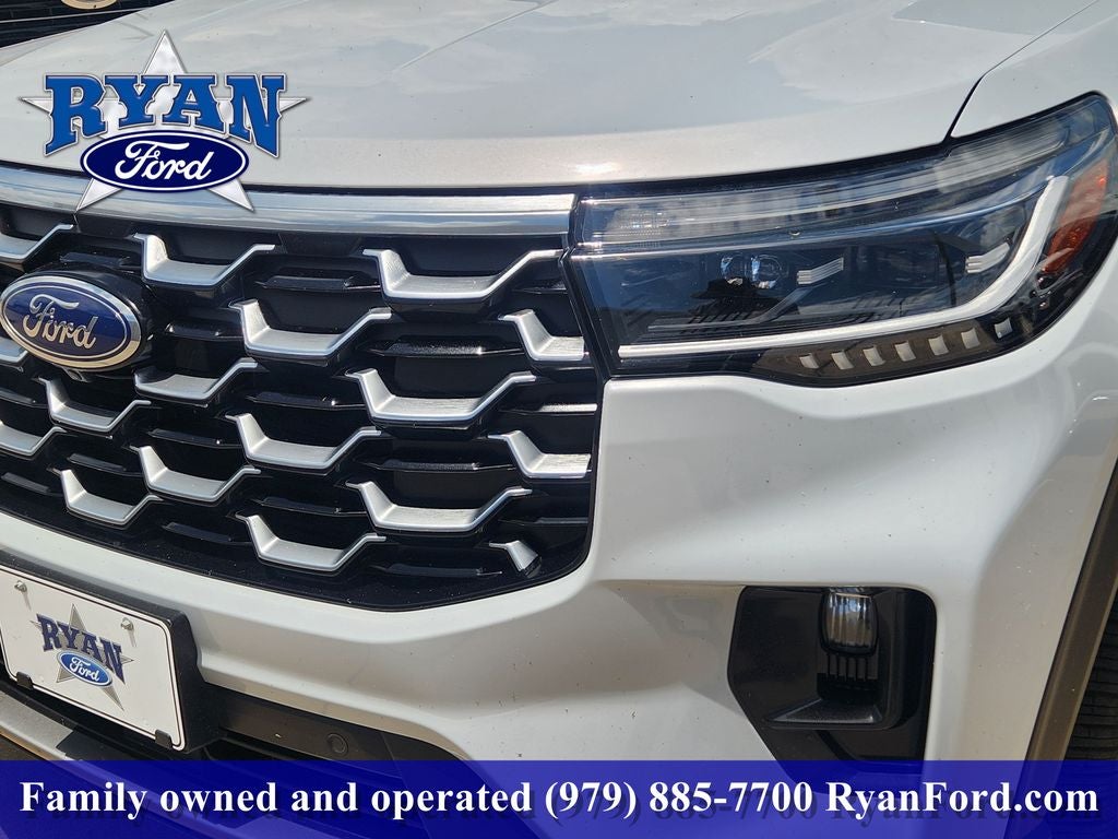 2025 Ford Explorer Platinum