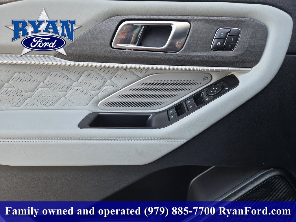 2027 Ford Explorer Platinum™