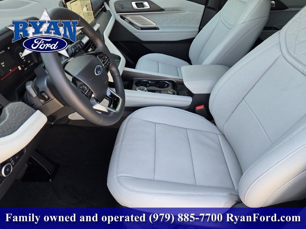 2027 Ford Explorer Platinum™