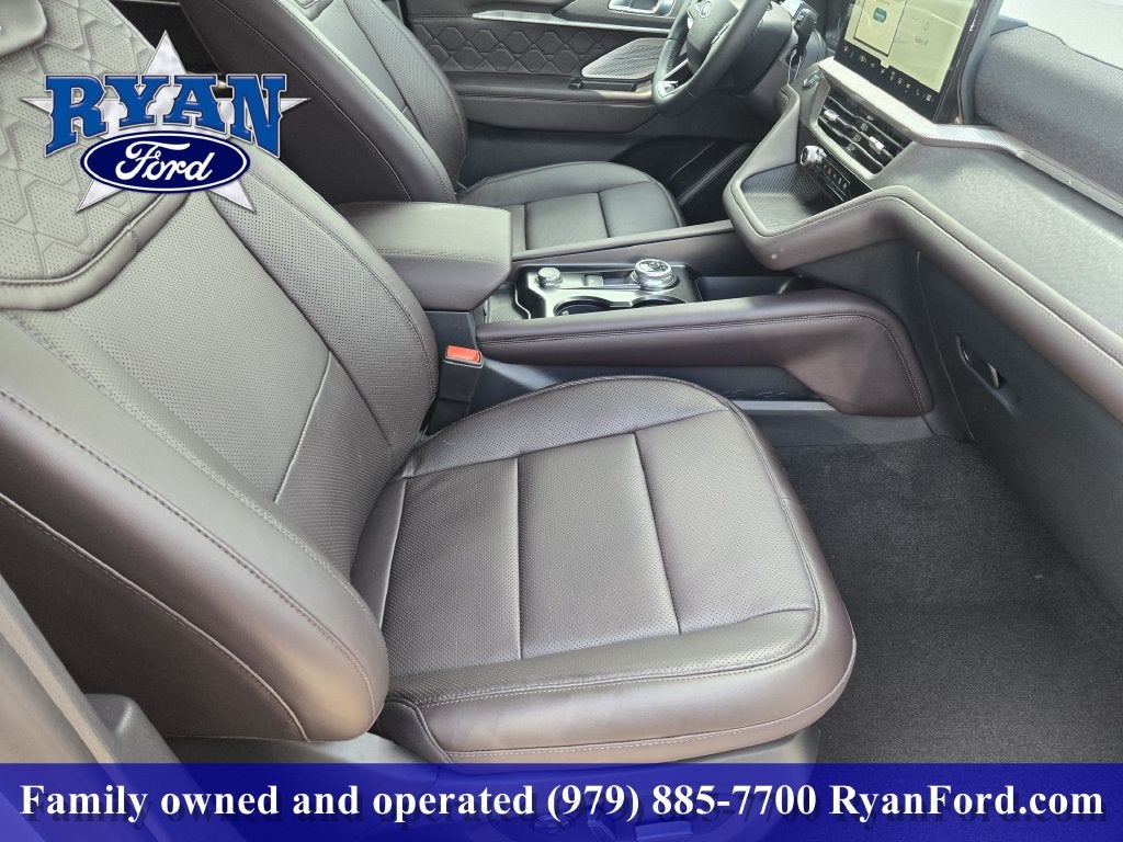 2027 Ford Explorer Platinum™