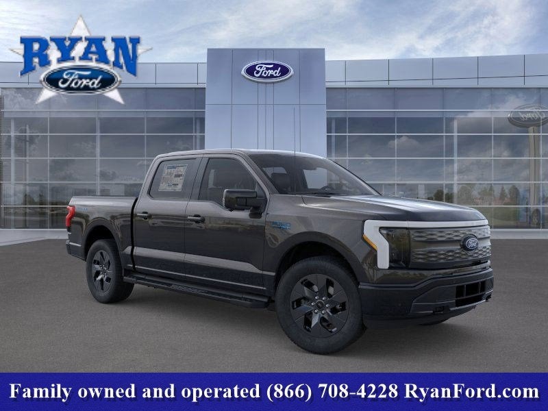 2025 Ford F-150 Lightning Lariat