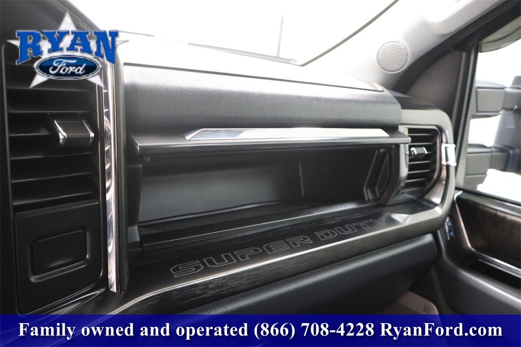 2023 Ford F-250SD Lariat