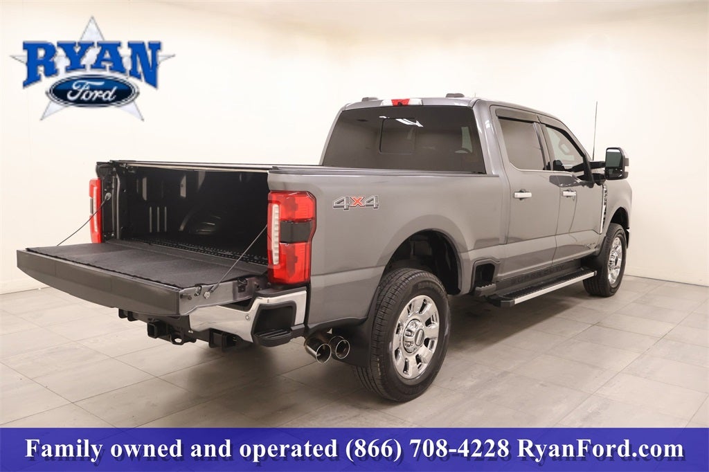 2023 Ford F-250SD Lariat