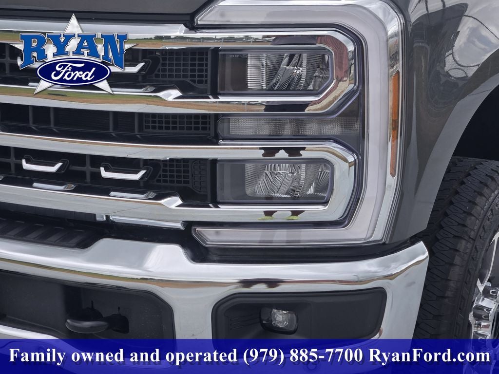 2026 Ford F-350SD F-350® Lariat®