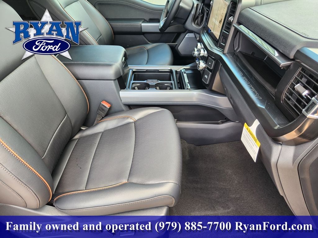 2027 Ford F-350SD F-350® Lariat®