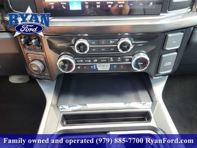 2027 Ford F-350SD F-350® Lariat®
