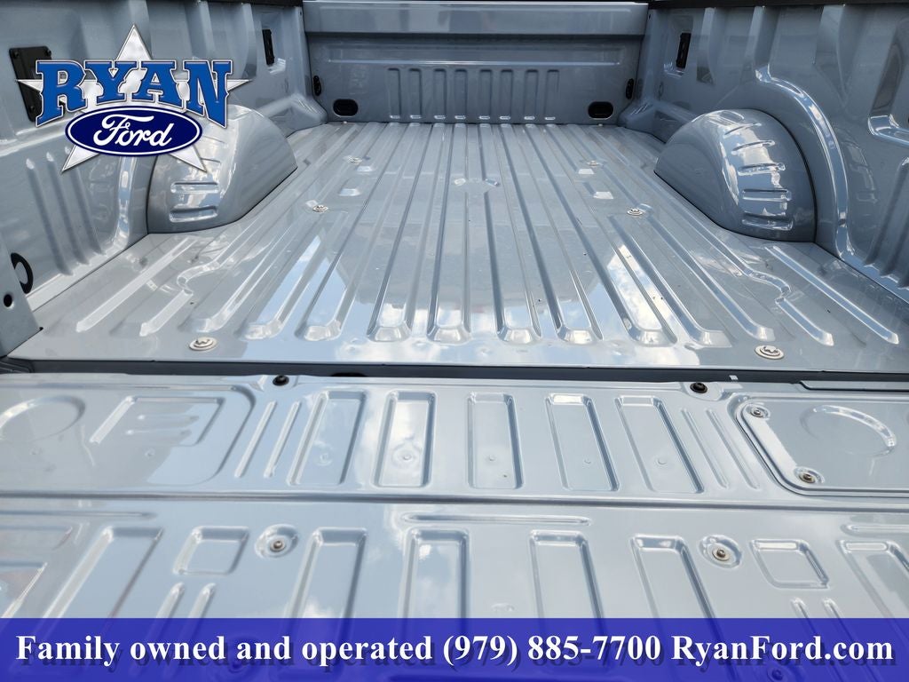 2027 Ford F-350SD F-350® Lariat®