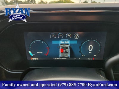 2027 Ford F-350SD F-350® Lariat®
