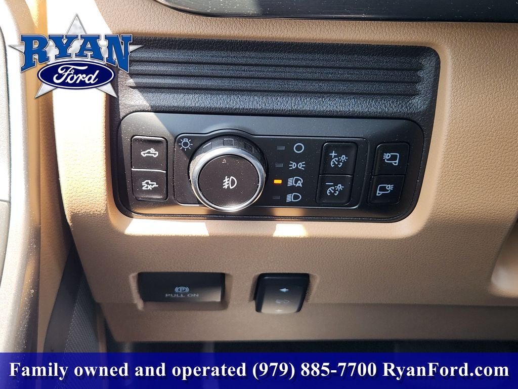 2026 Ford F-350SD F-350® Lariat®