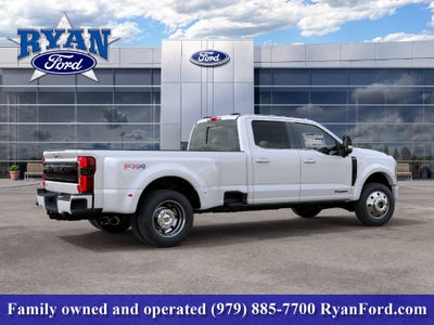 2027 Ford F-450SD F-450® Platinum®