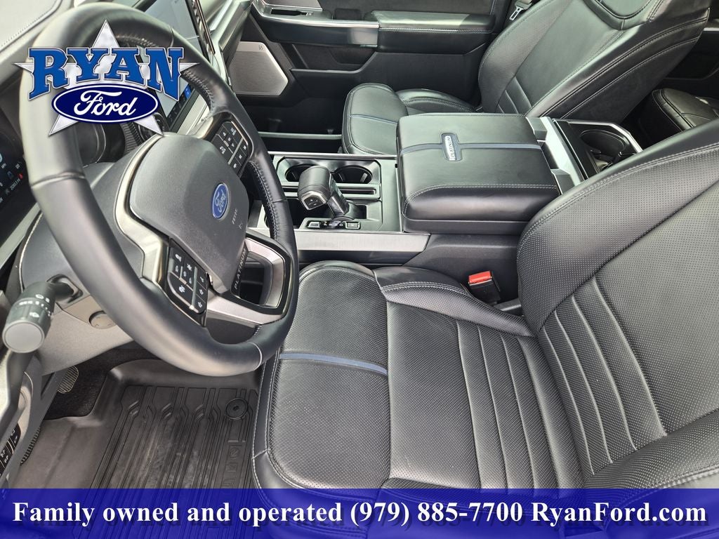 2025 Ford F-150 Platinum