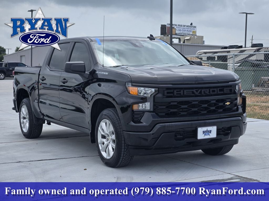 2025 Chevrolet Silverado 1500 Custom