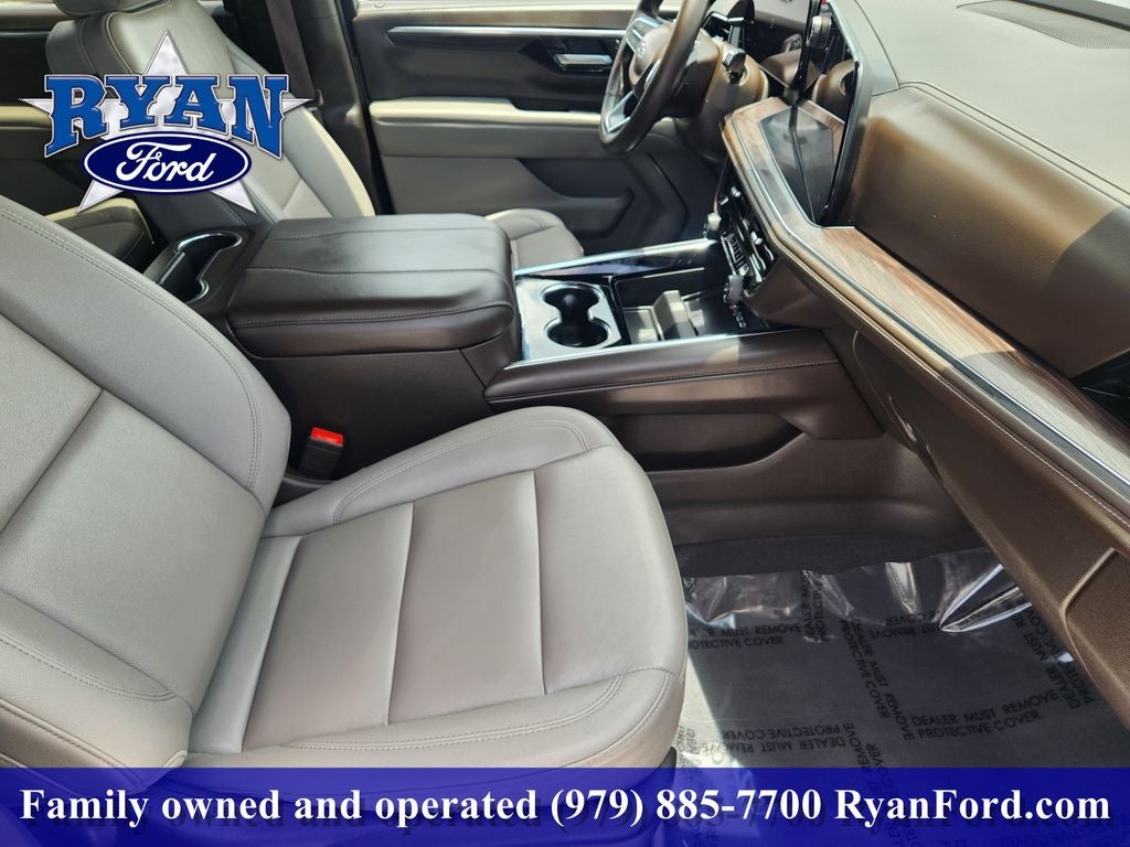 2025 Chevrolet Suburban Z71