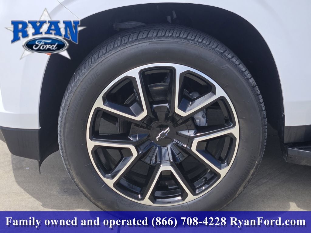 2023 Chevrolet Suburban RST