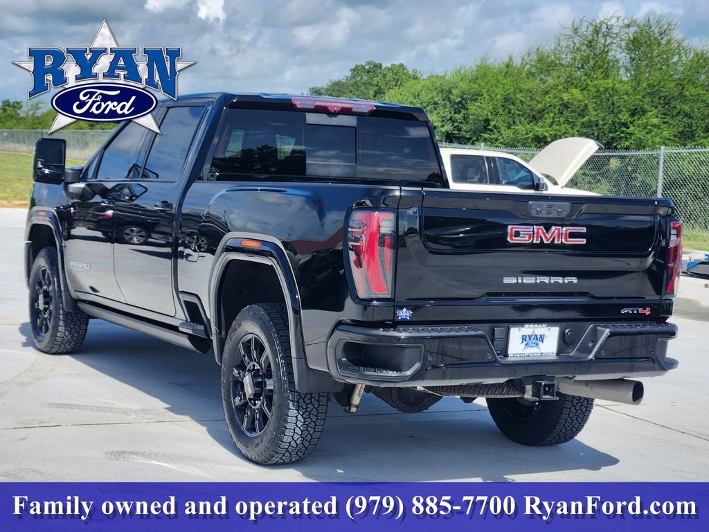 2024 GMC Sierra 2500HD AT4