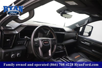 2024 GMC Sierra 2500HD AT4