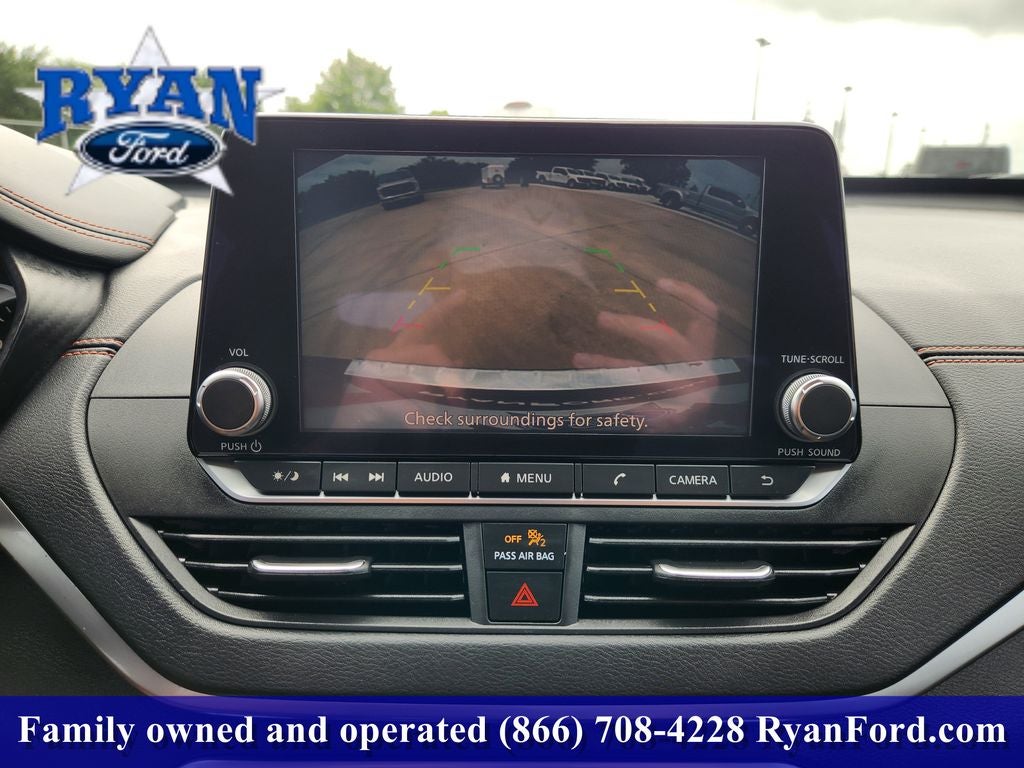 2022 Nissan Altima 2.5 SR