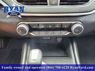 2022 Nissan Altima 2.5 SR