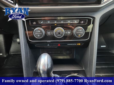 2022 Volkswagen Atlas Cross Sport 2.0T SE w/ Technology