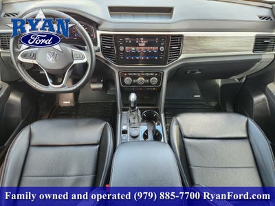 2022 Volkswagen Atlas Cross Sport 2.0T SE w/ Technology